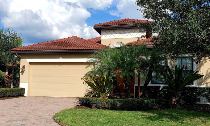 Nokomis House | GORGEOUS NOKOMIS BEACH HOME