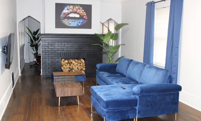 Detroit House | Gorgeous remodeled home, with entertainment, and massage chair for relaxing!