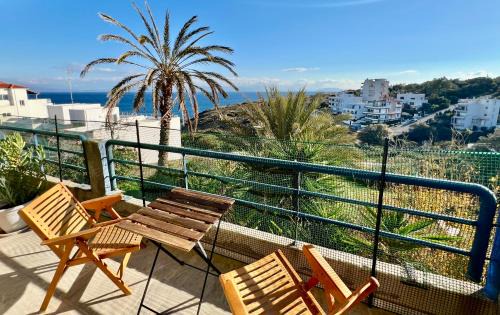 Rafina-Pikermi Apartment | Gorgeous sea view apartment 5min walk from beach