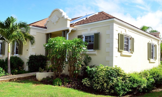 Mount Brevitor Villa | Gorgeous Three Bedroom In Quiet Development
