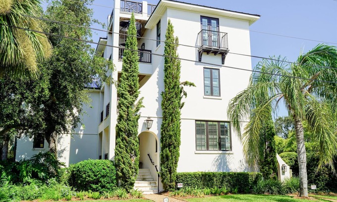 East Beach House | Goulds Inlet home with pool, steps from beach!