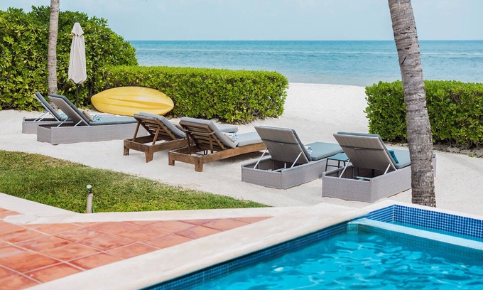 Cozumel Villa | Grace-Exquisite Beachfront Villa on Pristine Sandy beach