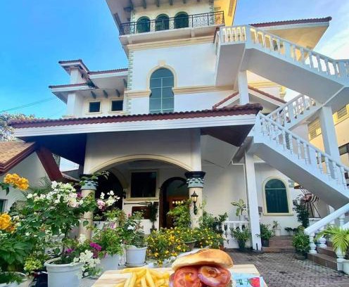 Dauin Resort | Gracey Dive Resort and Restaurant