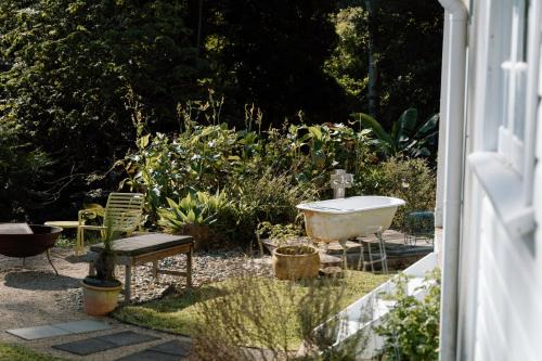 Mapleton House | Gracie Cottage Romantic Secluded Hinterland Escape for 2