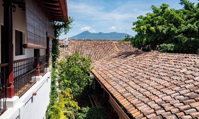 Granada Apartment | Granada Apartment #2 5 minutes from Calle La Calzada