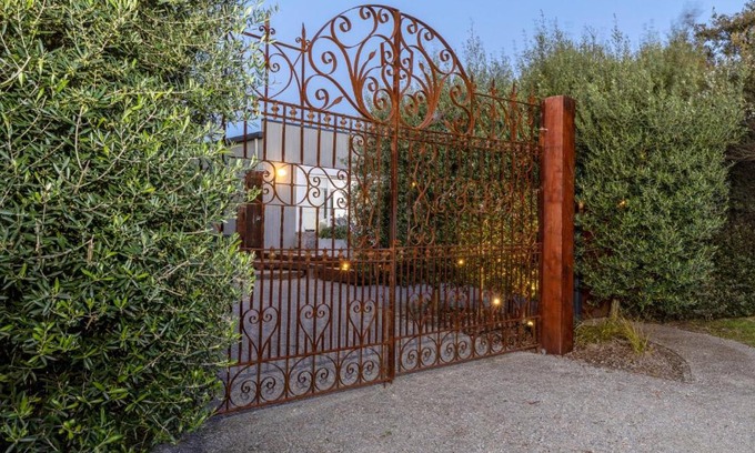 Blairgowrie Villa | Grand Capella Villa 1