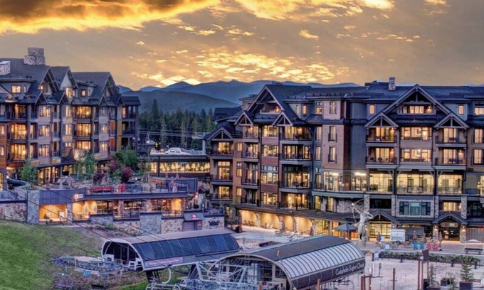 Breckenridge Resort | Grand Colorado on Peak 8 Resort in Breckenridgen4 Bedroom will consider 2/3 Bdrm