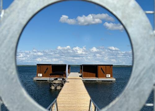 Haapsalu House | Grand Holm Marina Ujuvmajad