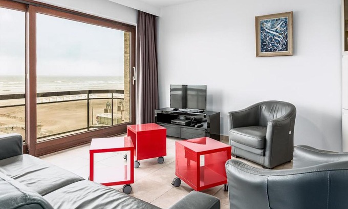 Oostduinkerke-Bad Apartment | Grand Hotel D4