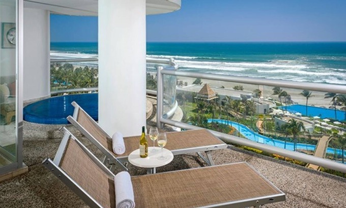 Playa Diamante Resort | Grand Mayan Master Suite - 2Bdr, 2 Ba, Kitchen, Jacuzzi Tub, sleeps 6+2, 3 TVs