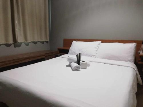 Ermita Apartment | Grand Riviera Suites infront of US EMBASSY