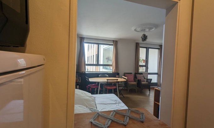 Amerique Apartment | Grand Studio 4 Pers. Avec Belle Terrasse, Superbe Vue, Proche Tous Transports