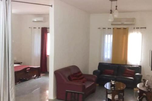Ngor Apartment | Grand studio climatisé 5' mer accès Dakar