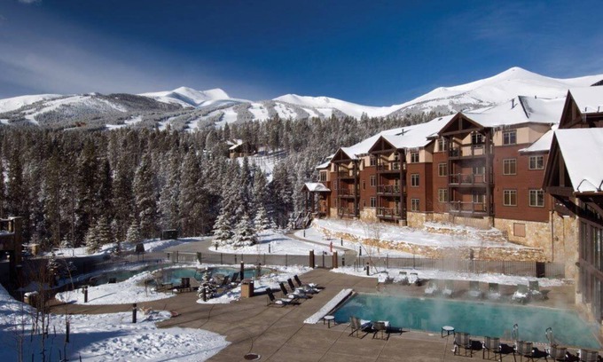 Four O'Clock Cabin | GRAND TIMBER LODGE 2 BR, 2 BA Sleeps 8. March 22-29, 2025