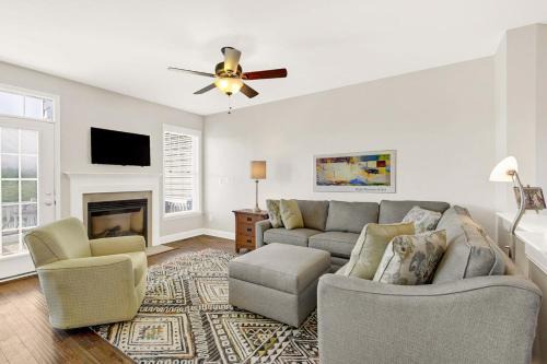 Rehoboth Beach House | Grande at Canal Pointe 37315 Trent Ct