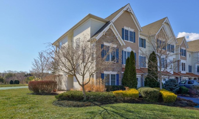 Rehoboth Beach House | Grande at Canal Pointe 37277 Trent Ct