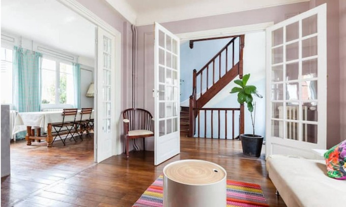 Combat House | Grande Maison Avec Terrasse, Quartier Exceptionnel