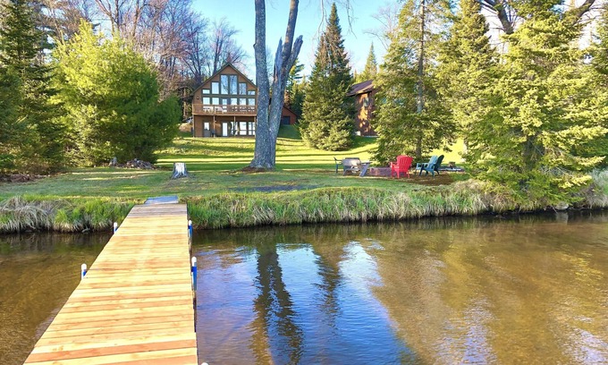 St Germain House | Grandview Getaway - Total Family Friendly Package