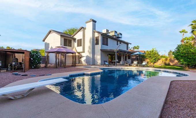 Paradise Valley Village House | Grandview Scottsdale home