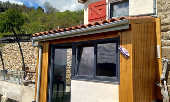 Chalencon House | Grange Rénovée, Avec vue Exceptionnelle
