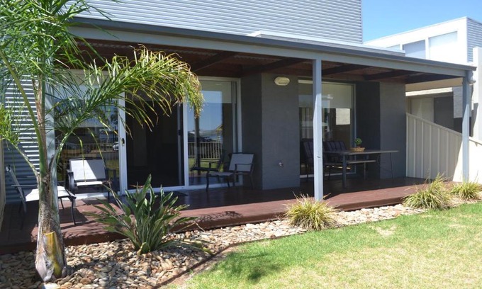 Yarrawonga Apartment | Grange Water View Yarrawonga