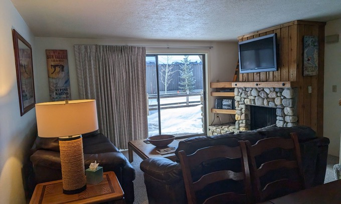 Ketchum Condo | Great 2 bed townhouse. This is the best location in Ketchum!
