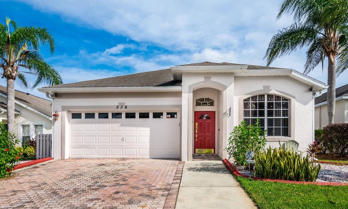 Highlands Reserve House | Great 4 Bed Pool Home in Higlands Reserve