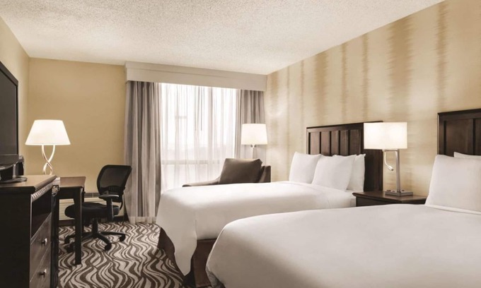 Fort Worth Hotel | Great Find! Four Comfortable Units, Free Parking, Near Fort Worth Stockyards