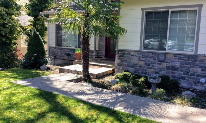 Newcastle House | Great location - 15 min to Seattle, Bellevue and Renton