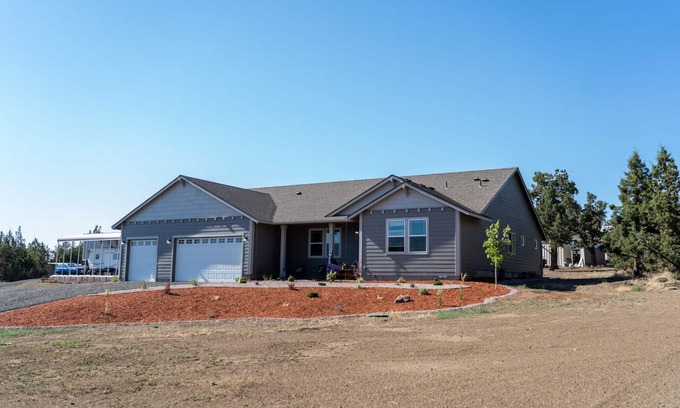 Bend House | Great location between Bend and Redmond