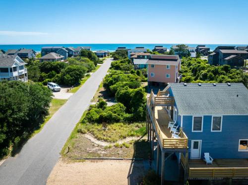 Wild Duck Dunes House | Great Location Steps to Beach Pool Hot Tub