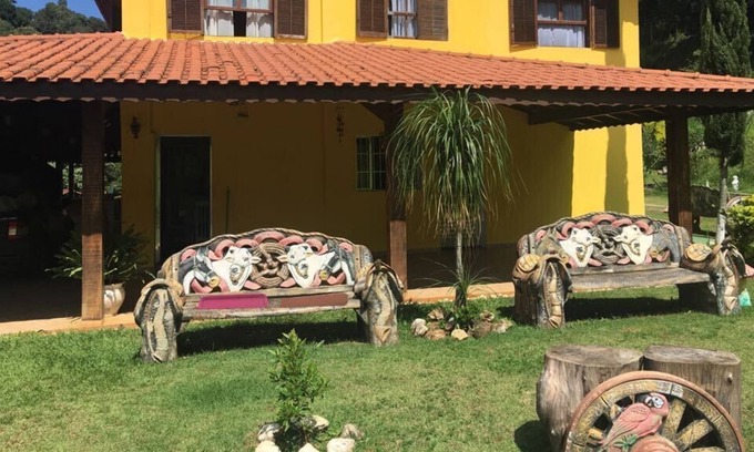 Portao House | GREAT SITE !!! Pool with waterslide, barbecue and much leisure !!!