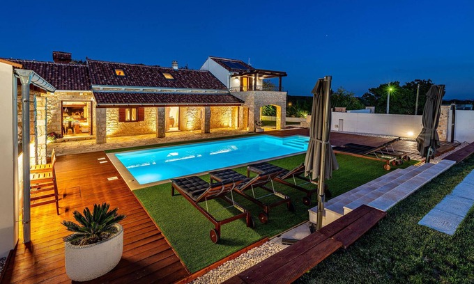 Slivnica House | Great vacation home with private outdoor pool and many, family-friendly facilities.