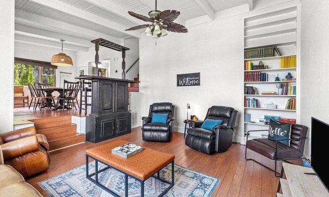 Cisco House | Great views, Cisco Lake House, Fishing, Private Dock, Up to 14 ppl, 4 bed 3 bath