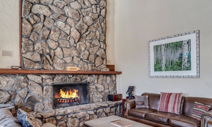 Snowmass Village House | Great Views! Minutes to Snowmass Village! Large Fire Pit. 5 Bedrooms & 5 Baths!