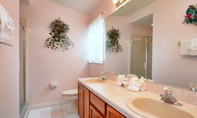Greater Groves Villa | Greater Groves - 3BD/2BA Pool Home - RGG3205