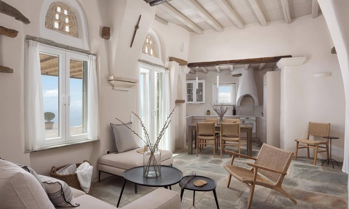 Tinos Town Apartment | Green 1 by Morfes Luxury Apartments