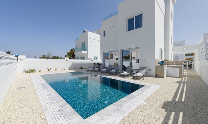 Protaras Villa | Green Bay Villa #13 - Charming Green Bay Getaway