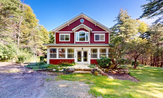 North Lake George House | Green home near beach & hiking trails with firepit, fireplace, beautiful views