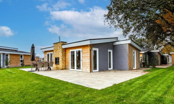 Gasthuis House | Green Resort Mooi Bemelen by Interhome