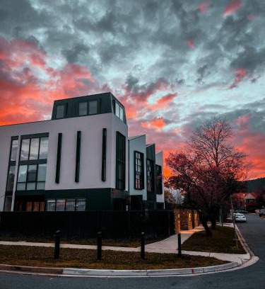 Braddon Apartment | Green Rooms Braddon - Themed Micro Apartments in Canberra's Trendiest Neighborhood