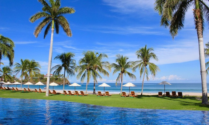 Playa Flamingo House | Green season specials available! Spring travel booking up fast!
