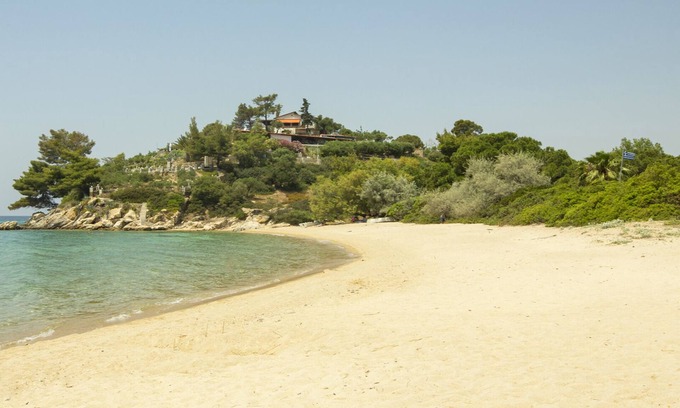 Elia Villa | Greenlea Beachfront Villa, Spathies