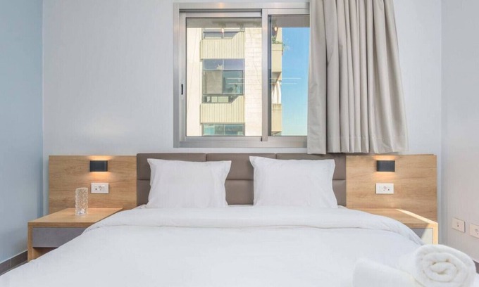 Duhur ash Shuwayr Apartment | Grey 301: Modern 2-Bedroom Apartment in Awkar