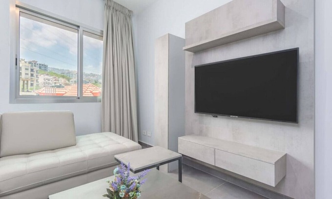 Duhur ash Shuwayr Apartment | Grey 304 1-Bedroom Apartment in Awkar