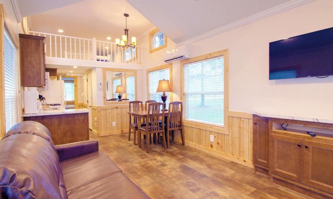 Topping House | Grey's Point Camp Cottage 1
