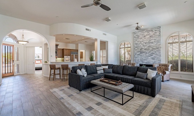 North Scottsdale House | Greyhawk Luxury - Gated - Pool - Patio - Golfer's Haven