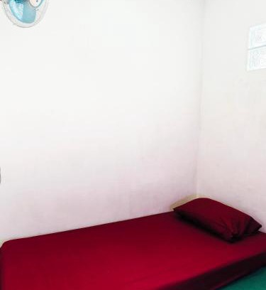 Klojen Bed & Breakfast | Griya Backpacker Pak yon