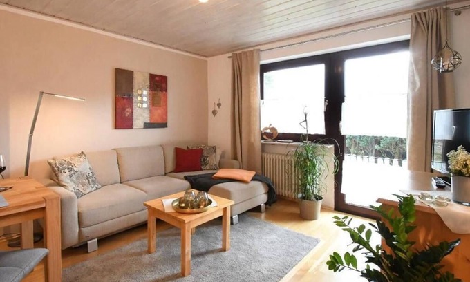 Zwiesel Apartment | Große Ferienwohnung für 2 Personen mit eigener Terrasse