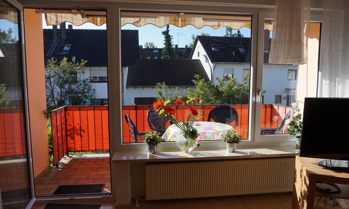 Furstenfeldbruck District Apartment | Großzügig Geschnittene Ferienwohnung für bis zu 6 Gäste